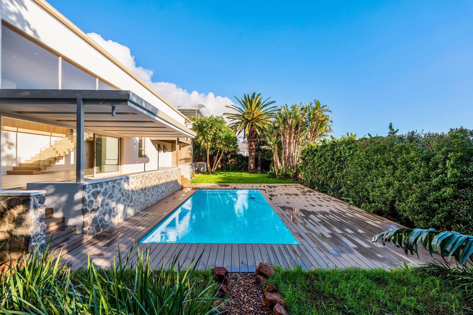 Spacious family home in Camps Bay