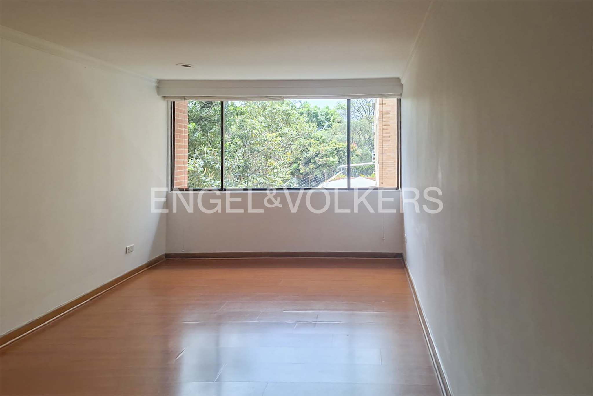 Iluminado apartamento para venta en Santa Paula
