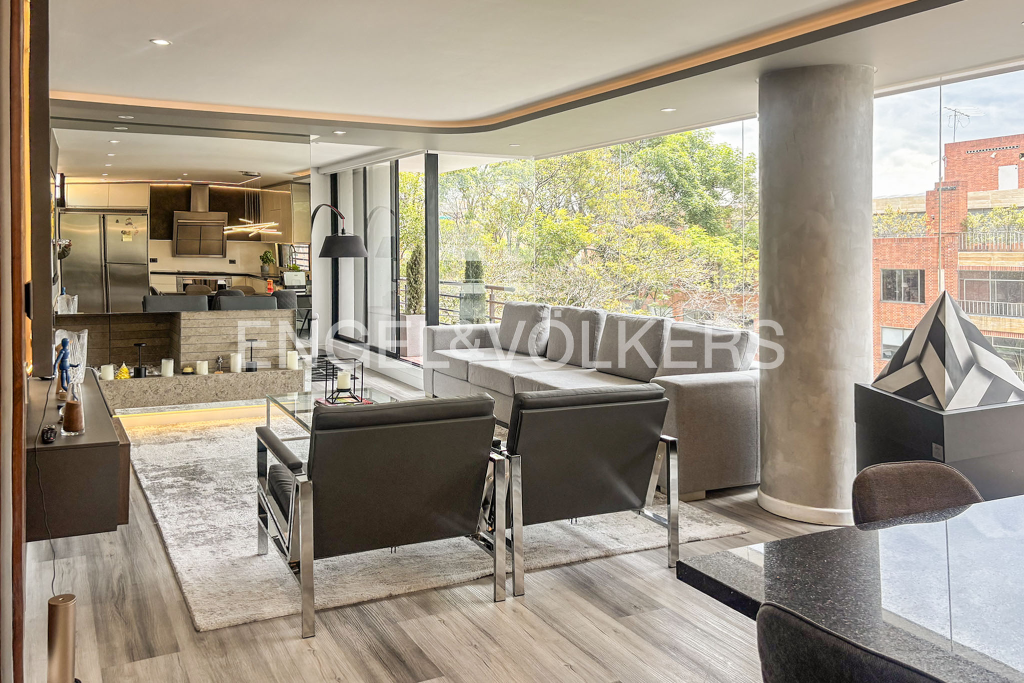 Espectacular penthouse con terraza para venta en Chicó Navarra