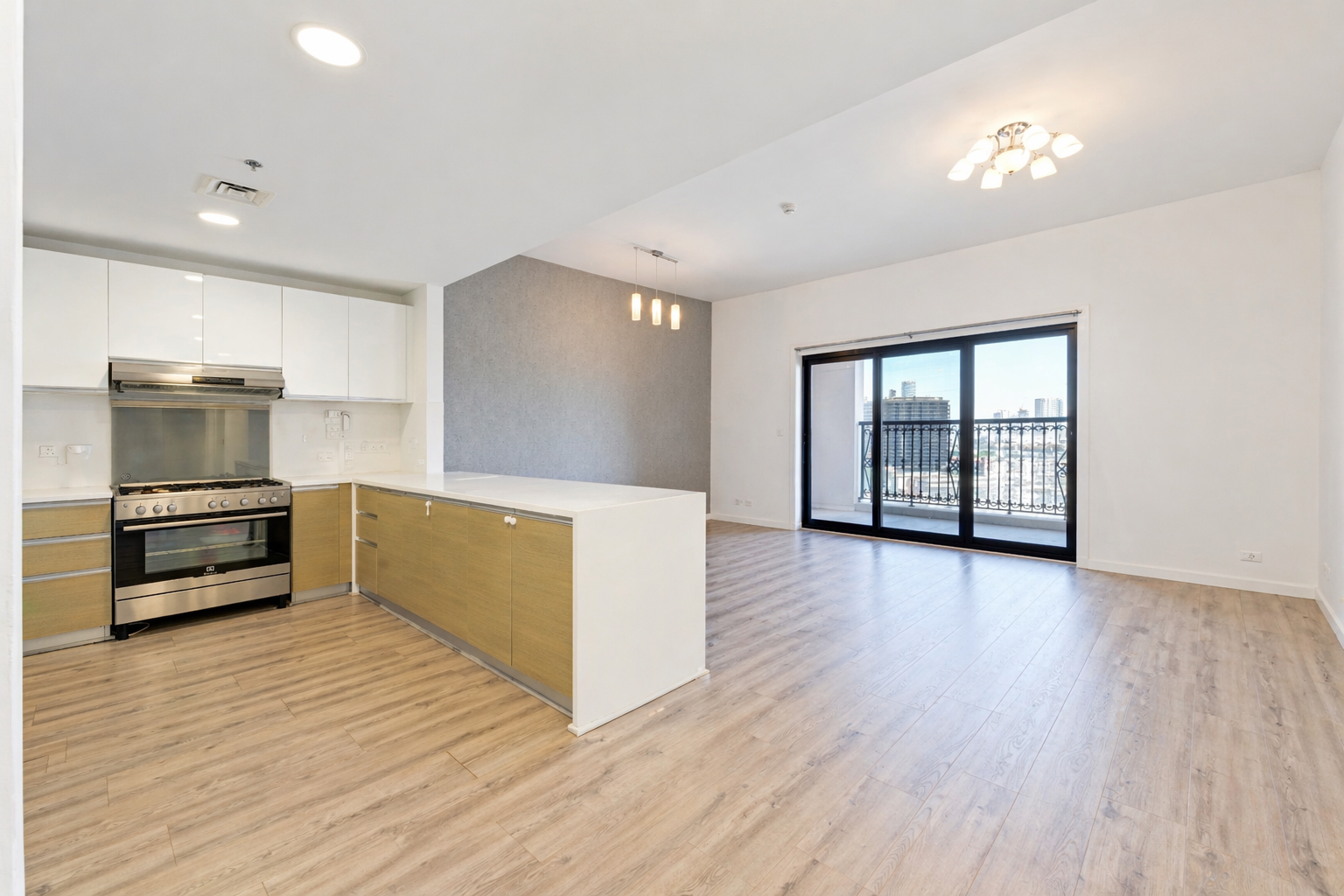 Upgraded | Unfurnished | Golf Course View