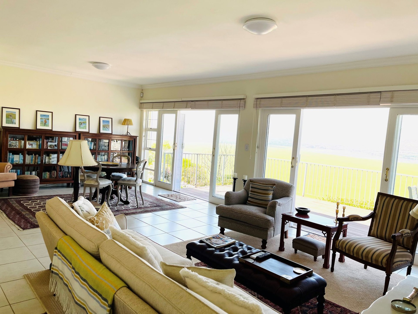 Light, bright & tranquil with views.