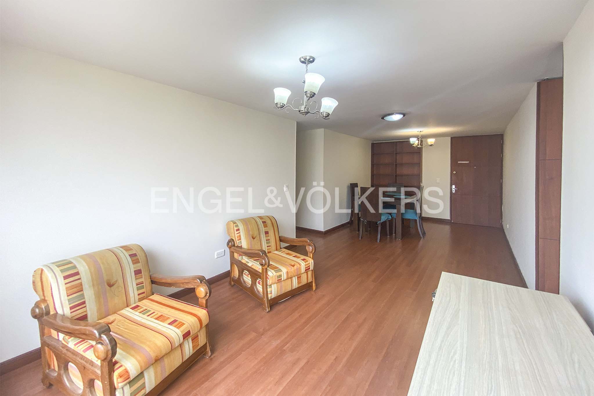Acogedor apartamento exterior para venta en Colina Campestre