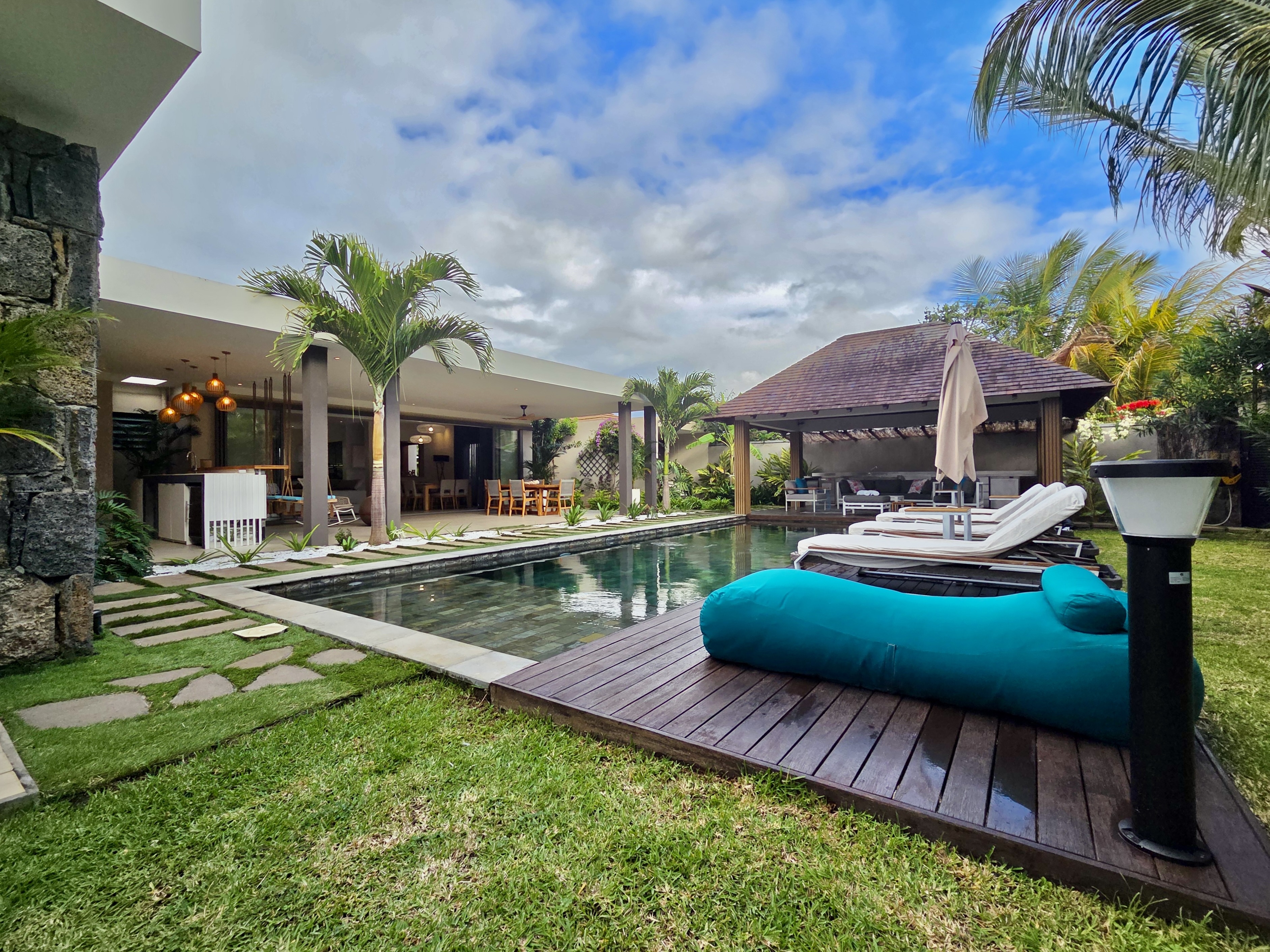 A Private Oasis in Mauritius's Vibrant North