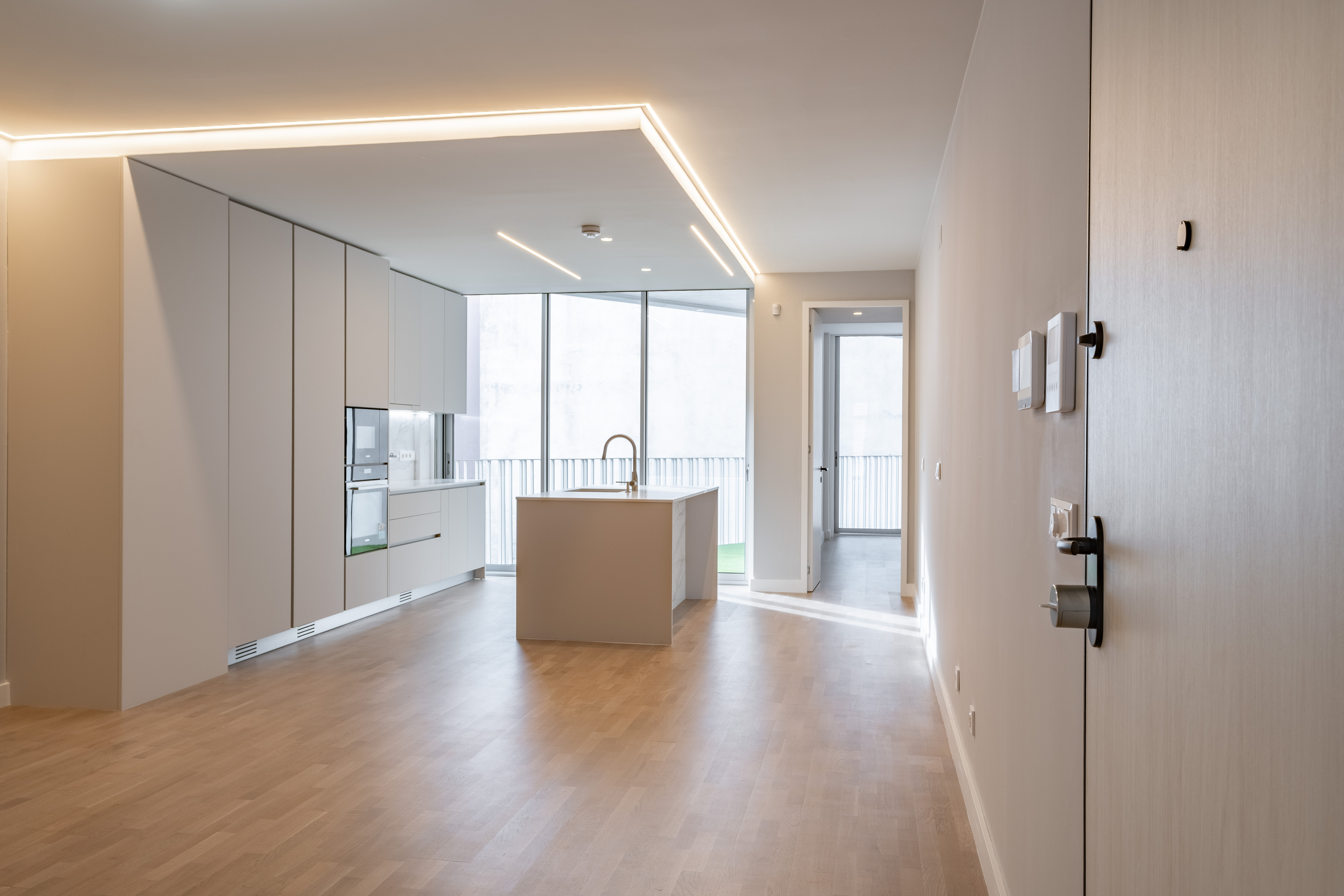 Two-bedroom apartment with garage in Avenidas Novas