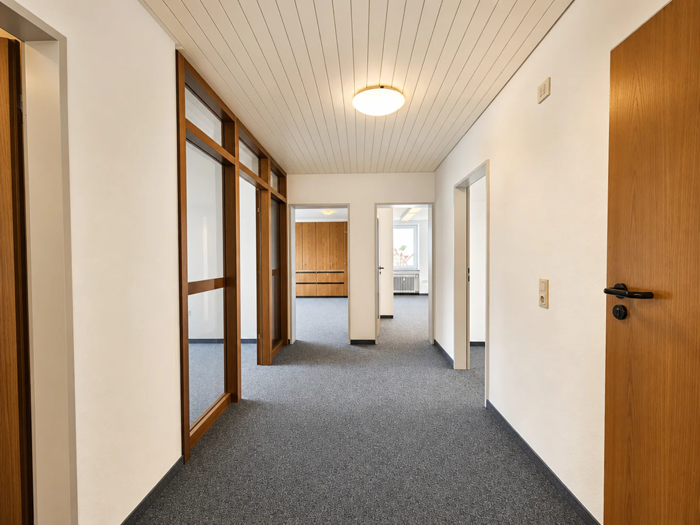 Bürofläche in zentraler Lage in Dornstadt - Photo 2
