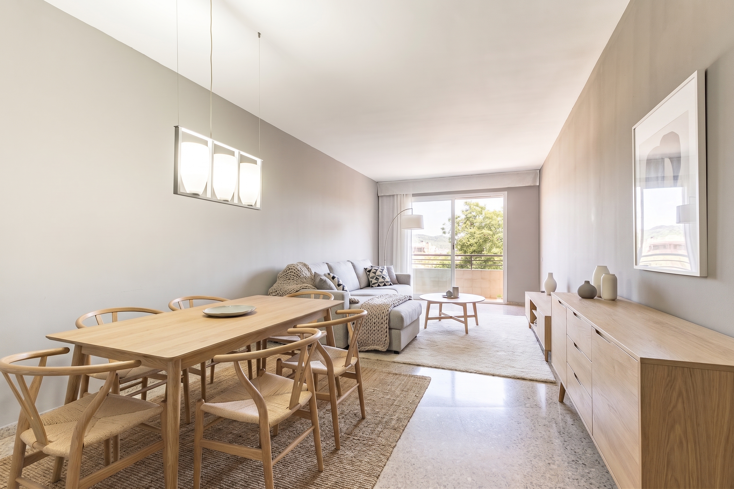 Apartamento familiar con terraza y plaza de parking