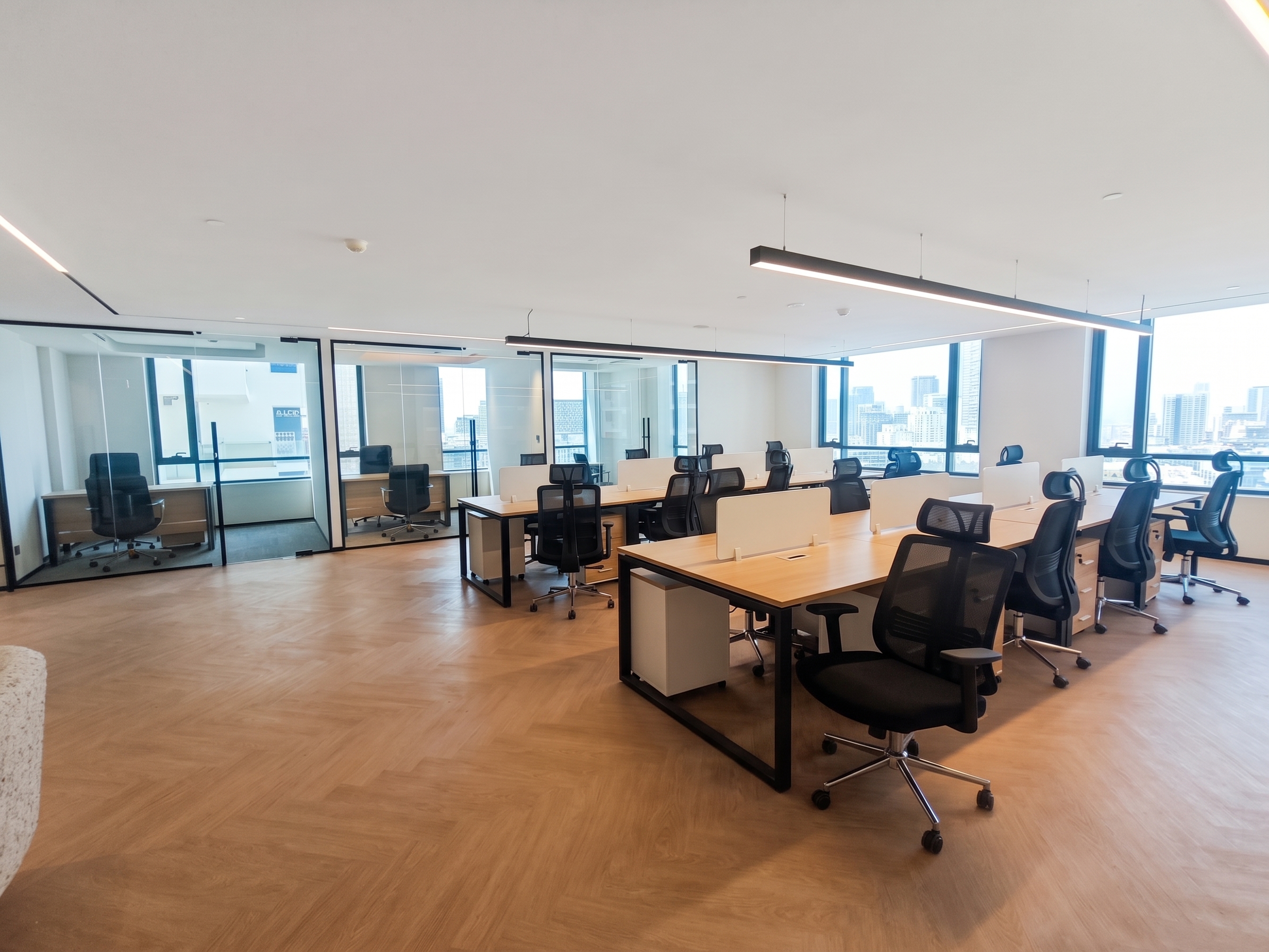 Newly Renovated | Vastu | 5 Meeting Rooms