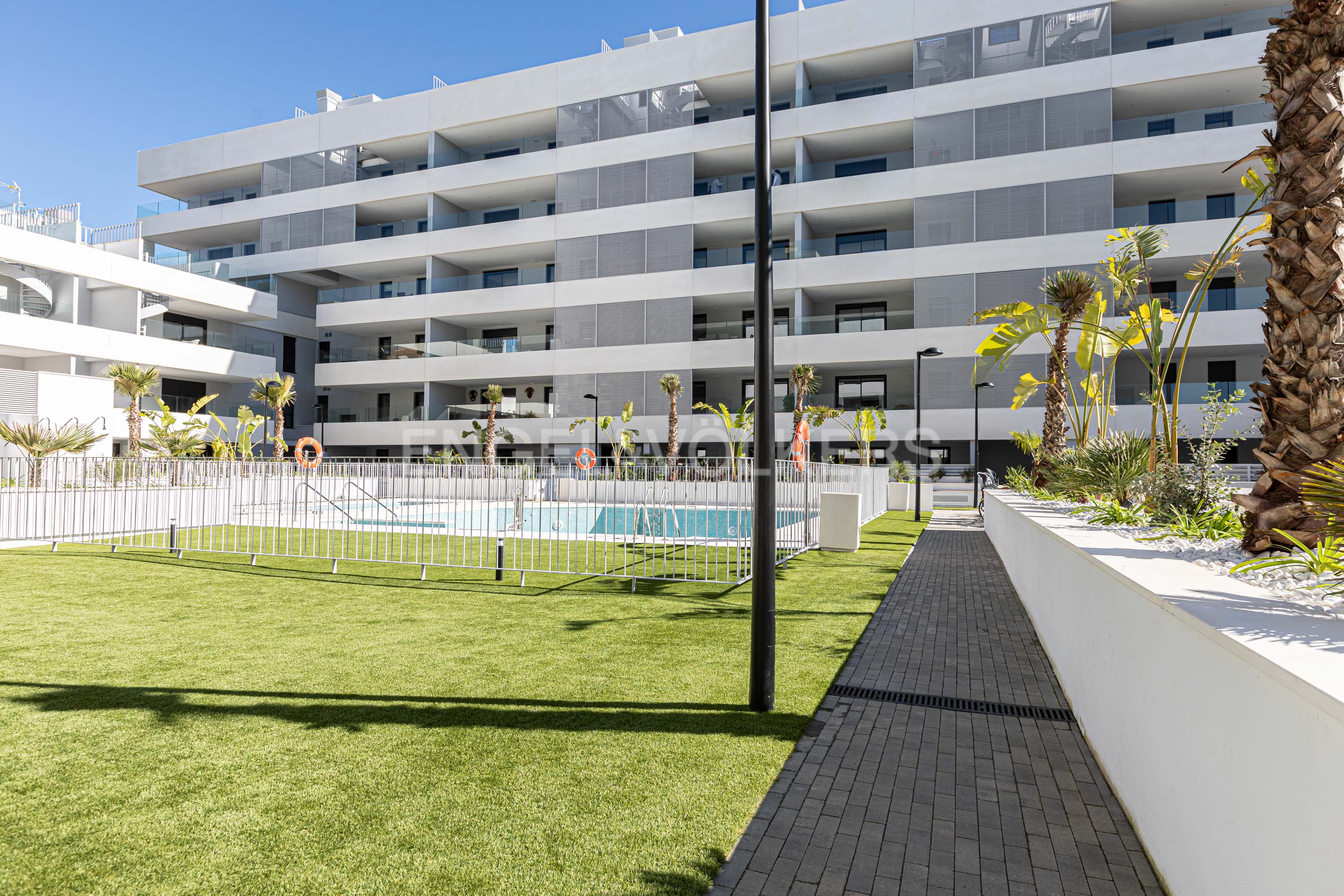 Magnificent Brand-New Apartment in Palmas Altas
