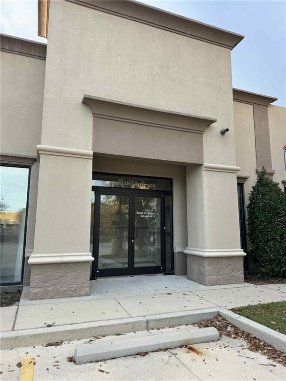 Elevate Your Business on Busy Gause Boulevard!