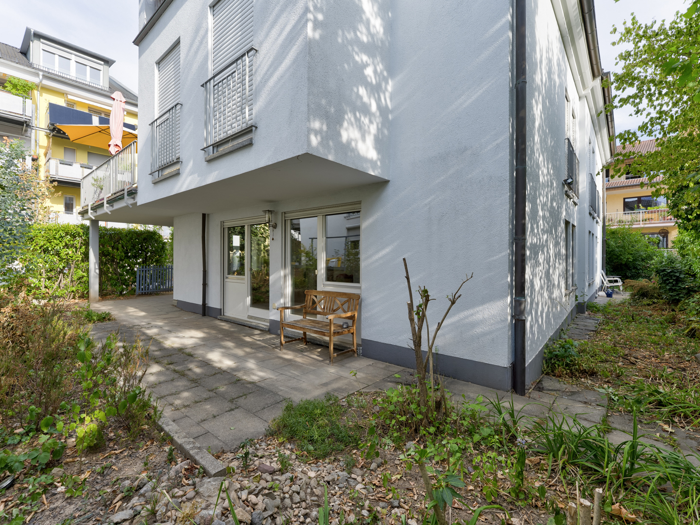 Charmante Erdgeschosswohnung mit Terrasse und Garten in ruhiger Lage