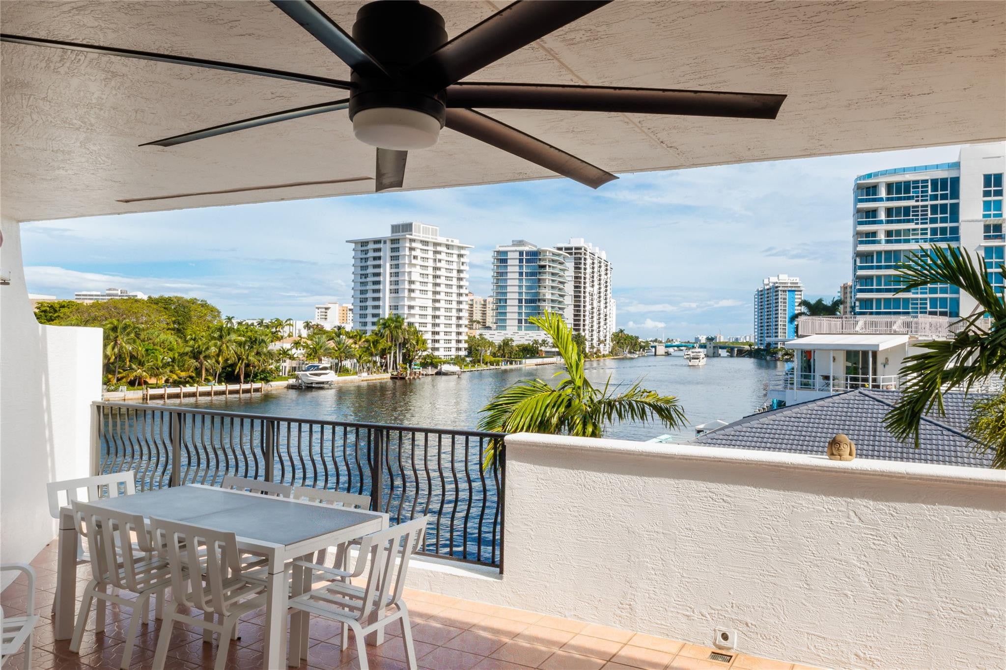The Gold Standard of Intracoastal Living