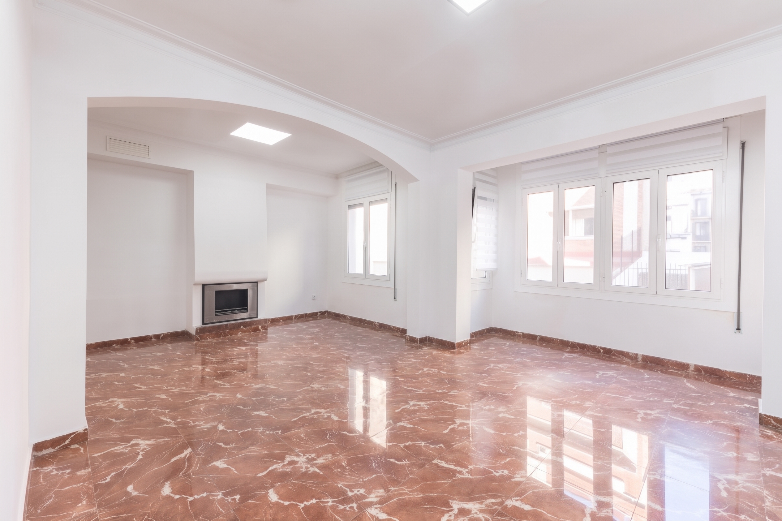 Spacious home with great potential in the heart of Vila de Gràcia