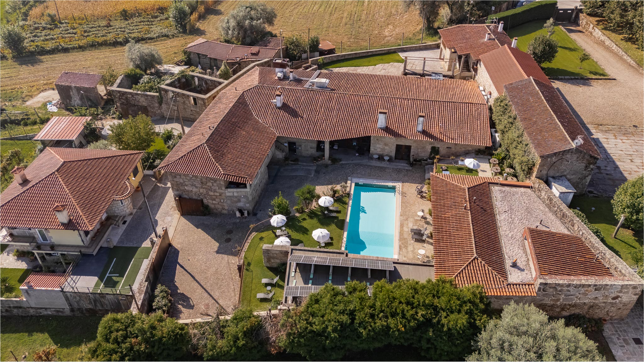 Country Hotel: 10-Year Operating Lease in Veiga de Penso, Braga, Northern Portugal