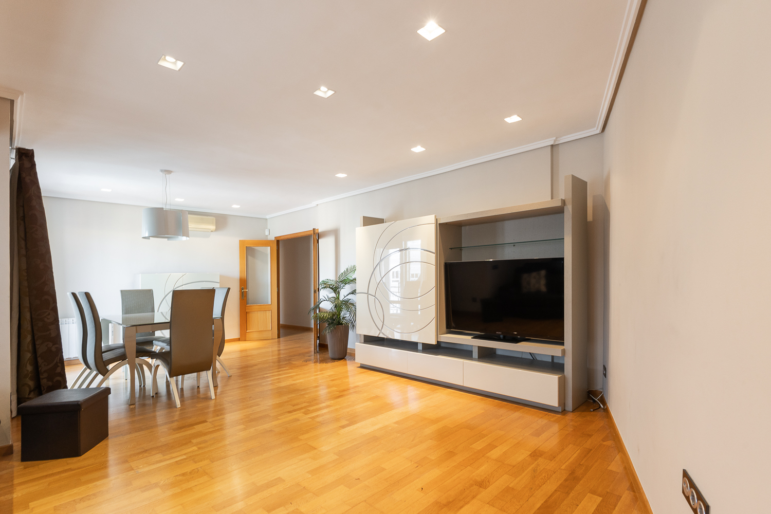 Spacious furnished apartment with parking just steps from downtown.