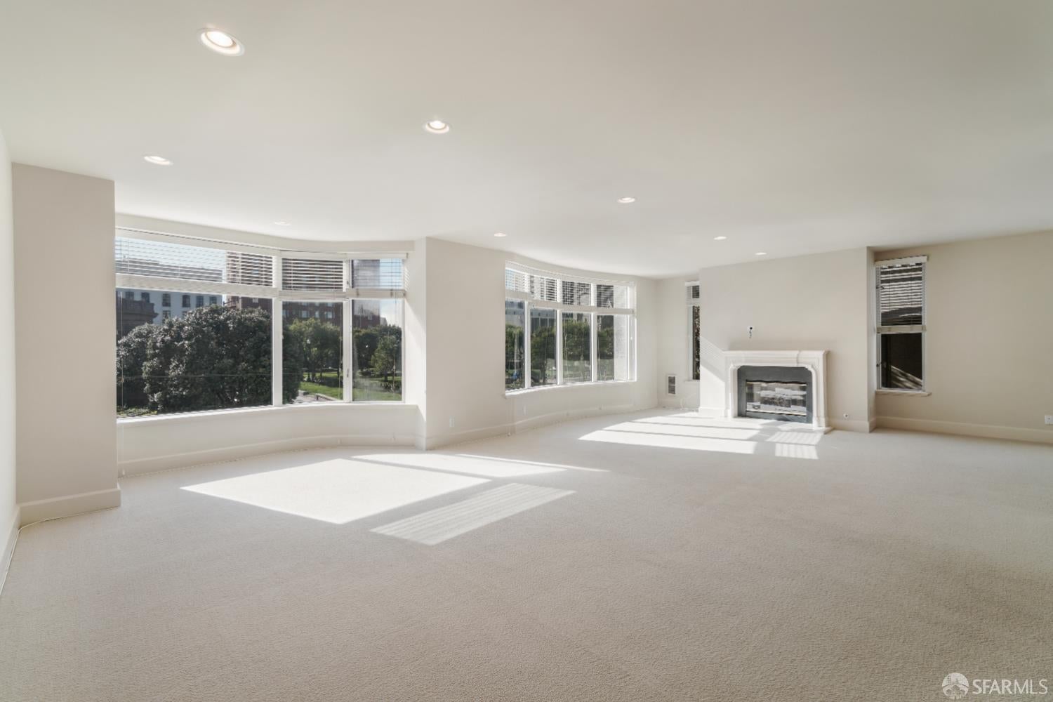 Discover Huntington Park Views and Cable Car Charm