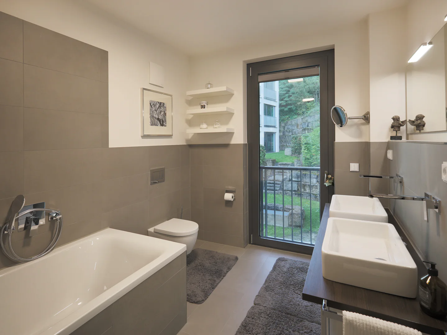 Wohnen in Aussichtslage: Maisonettewohnung mit Haus-Feeling und großem Garten - Foto 4