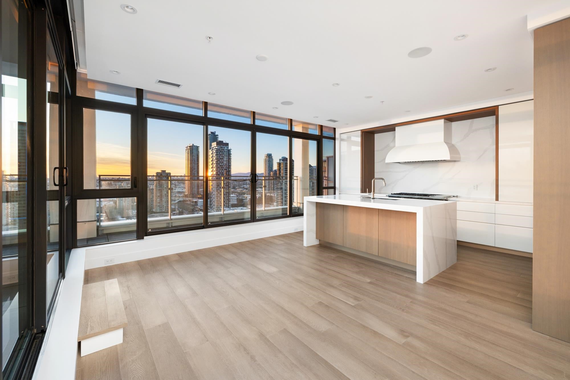 Designer Penthouse with Iconic Views & Rooftop Entertaining