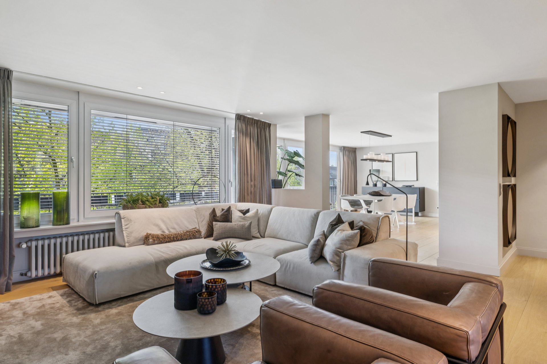 Discreet elegance above the rooftops of Oberkassel