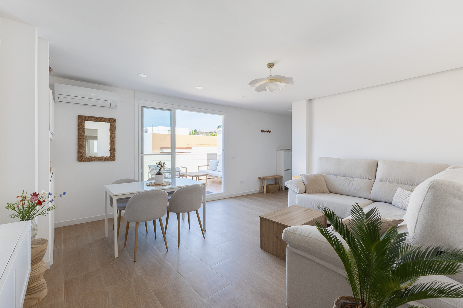 Exclusive penthouse with terrace in the heart of El Puig