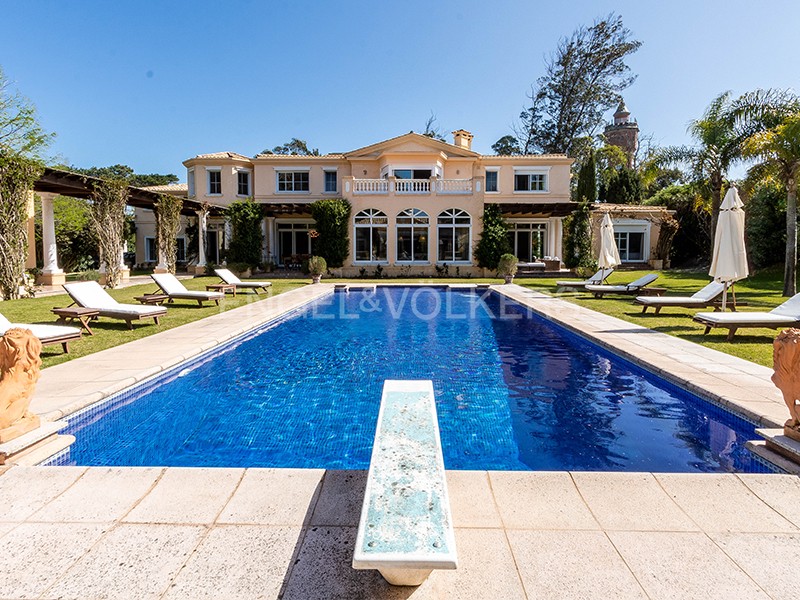 Imposing Italian villa-style residence