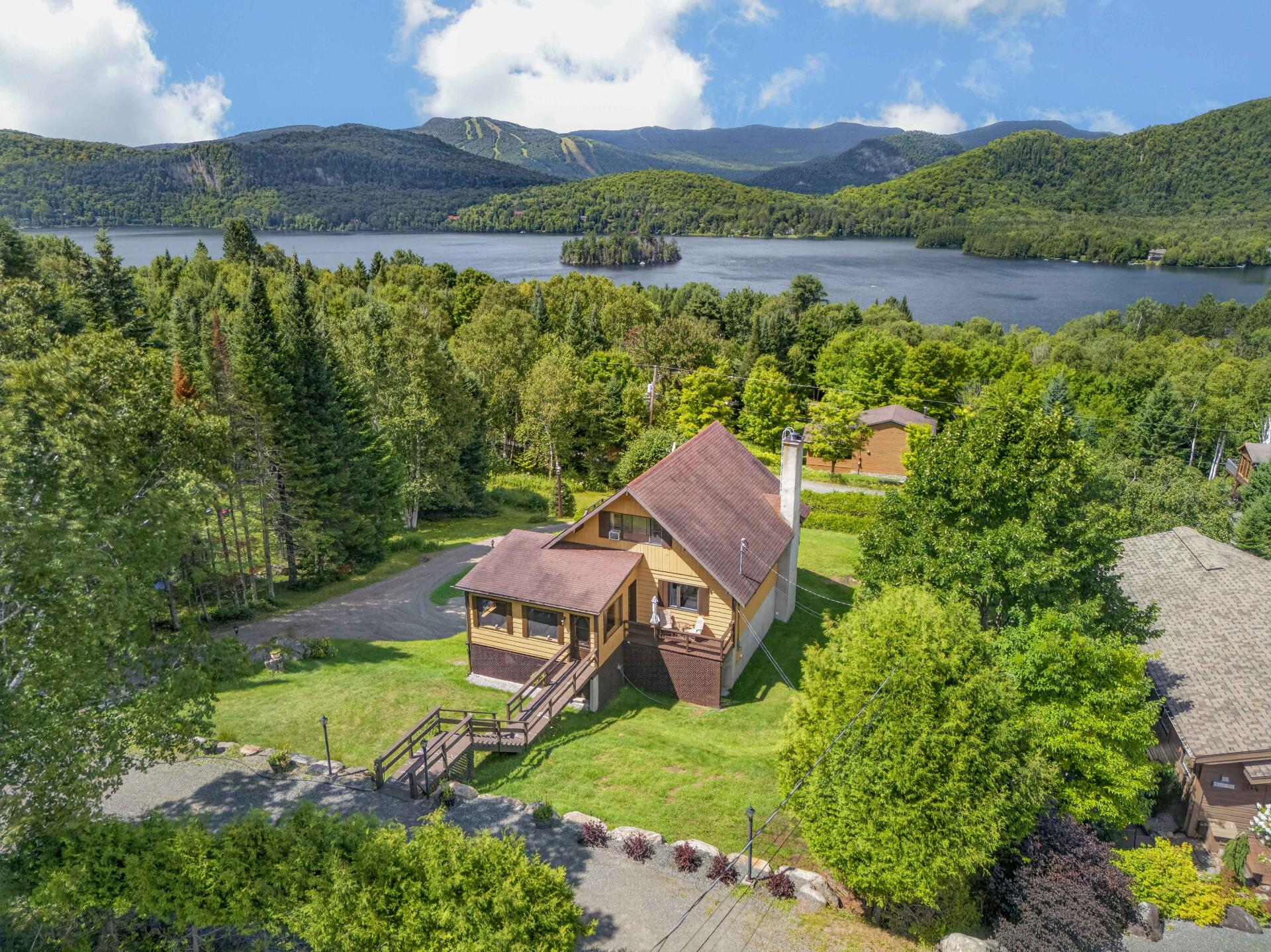 Moutains views & lake access - LAC-SUPERIEUR