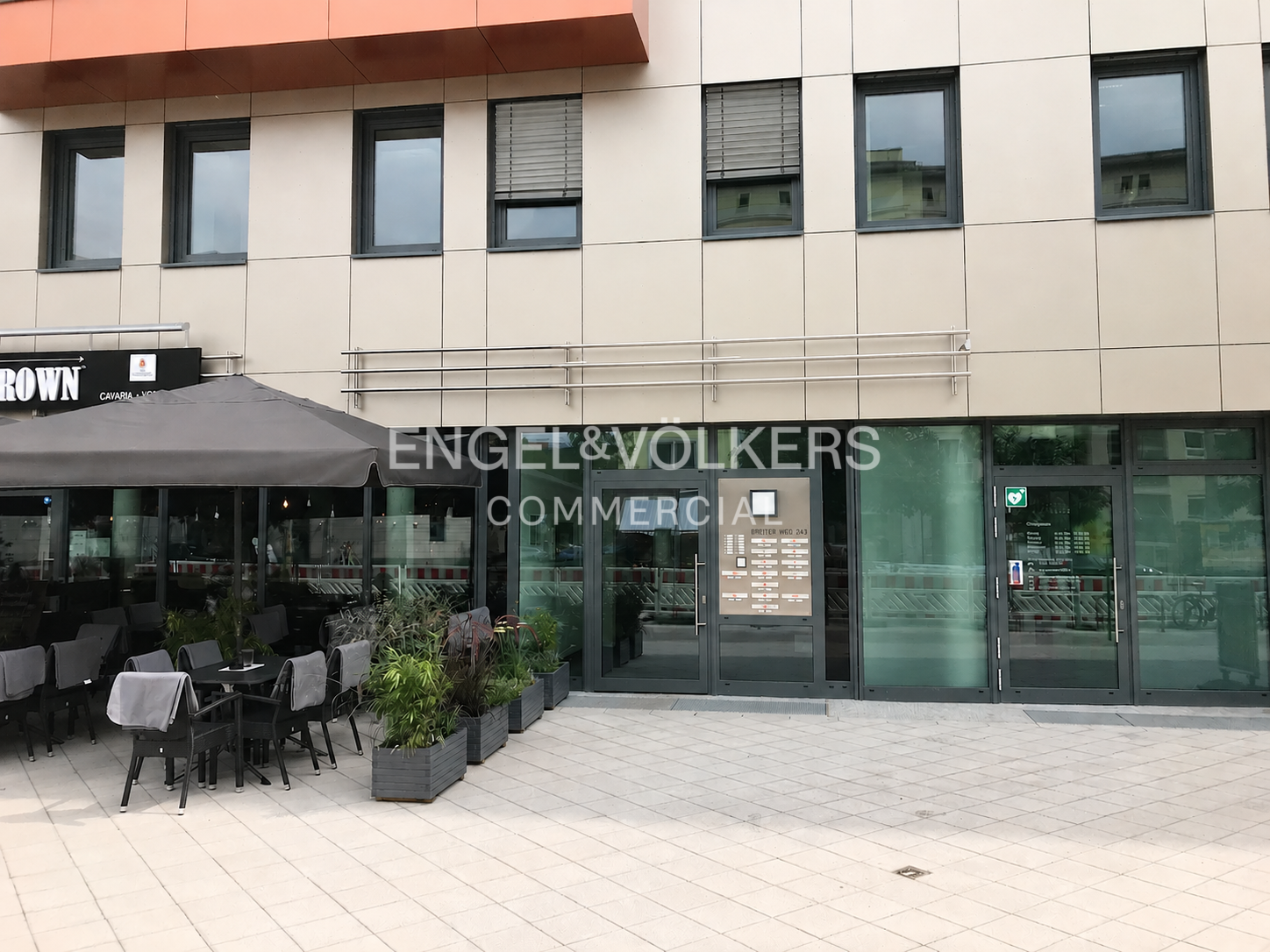 Moderne Büroeinheit zur Übergangsmiete