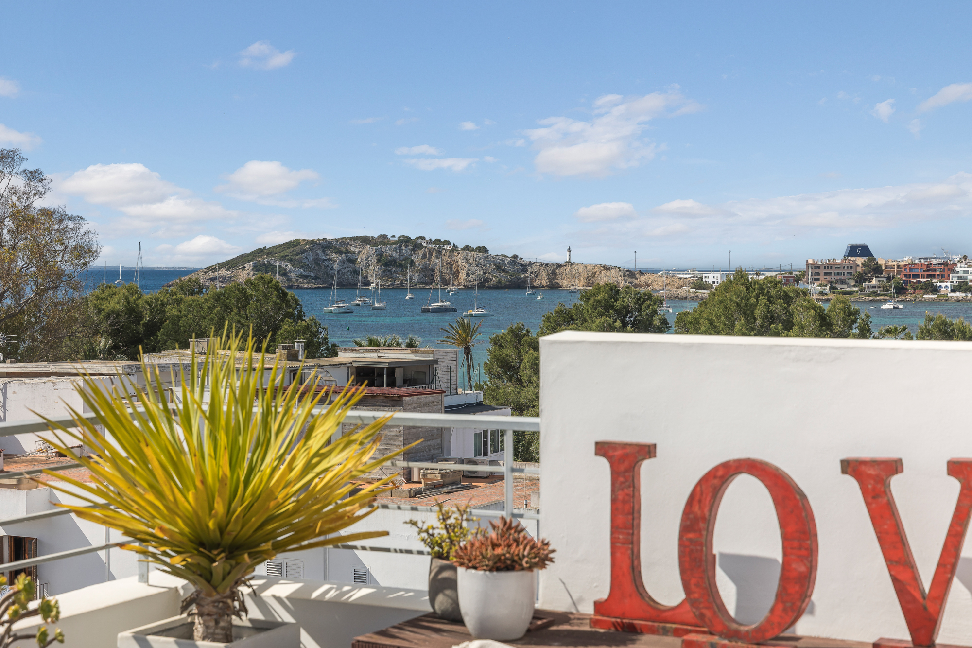 Apartamento con impresionante terraza en la azotea y vistas panorámicas