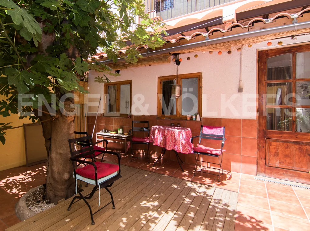 Nice apartment with garden in Poblenou