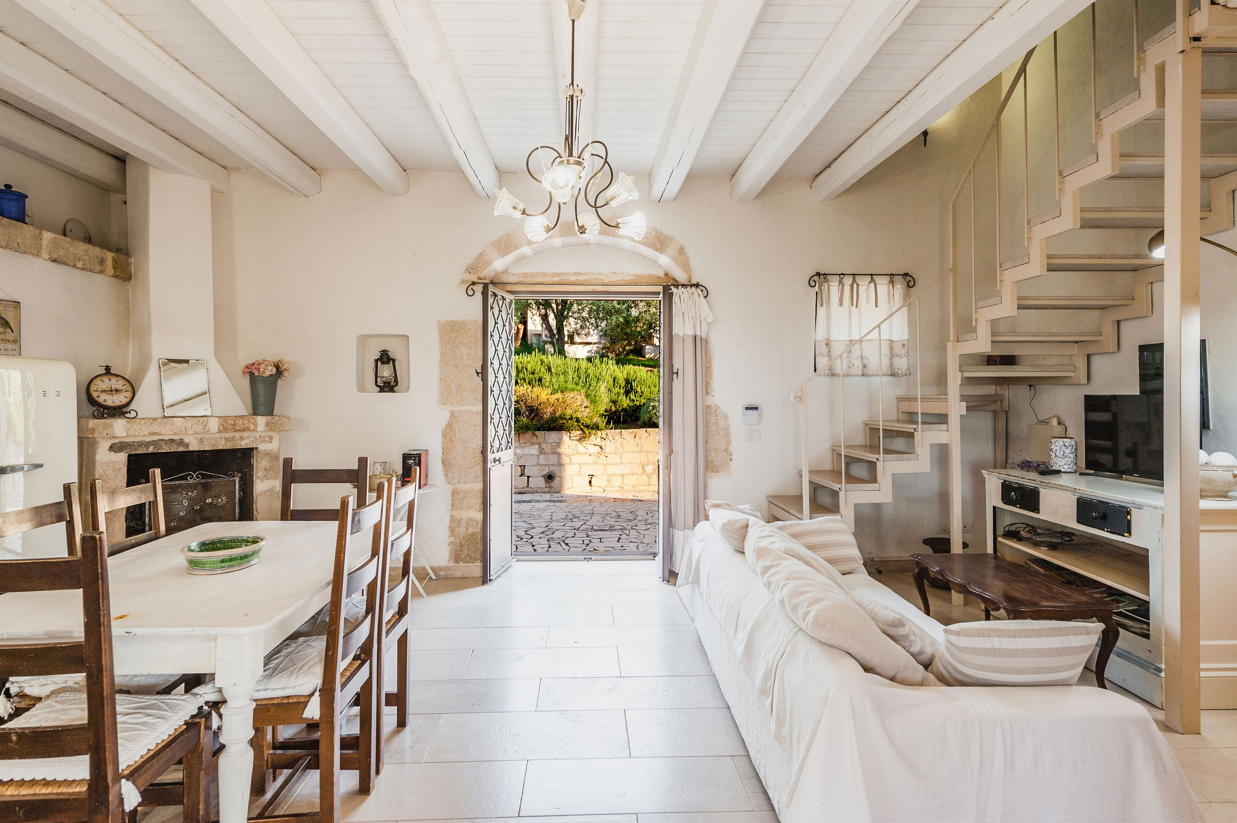 Fairytale villas near San Lorenzo beach