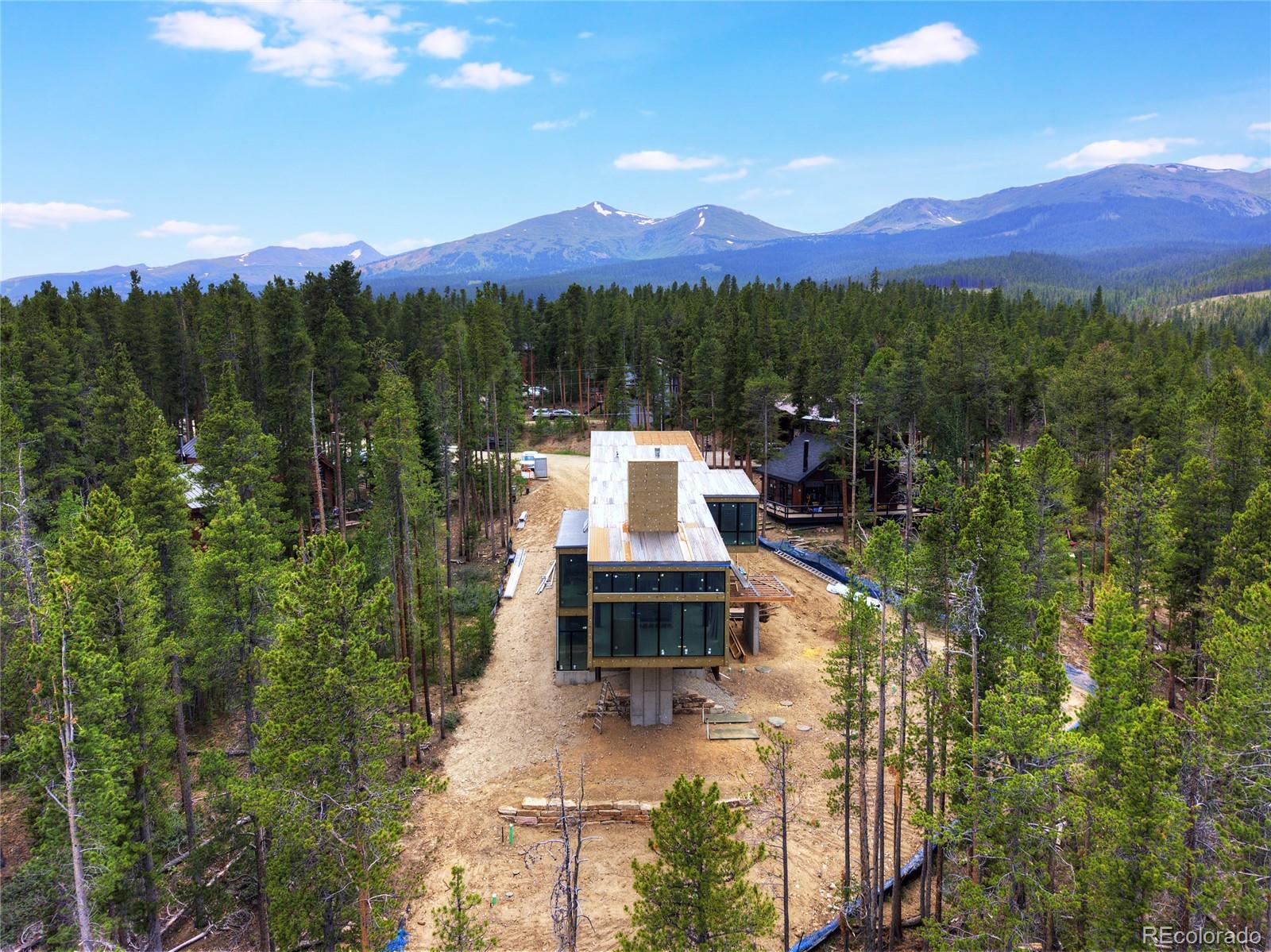 Peak 7: Breckenridge’s New Modern Architectural Masterpiece