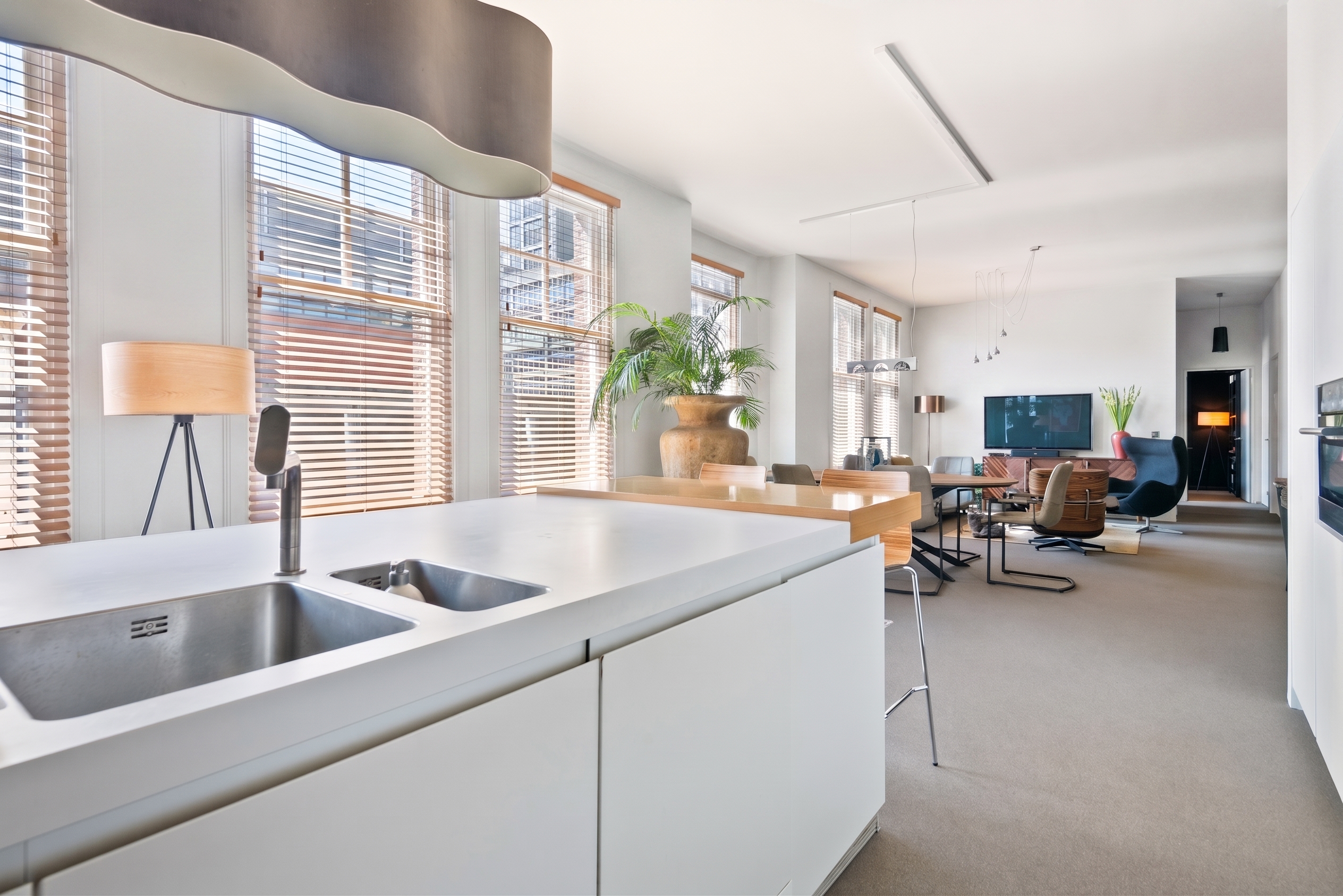 Stylish living in the vibrant city center!