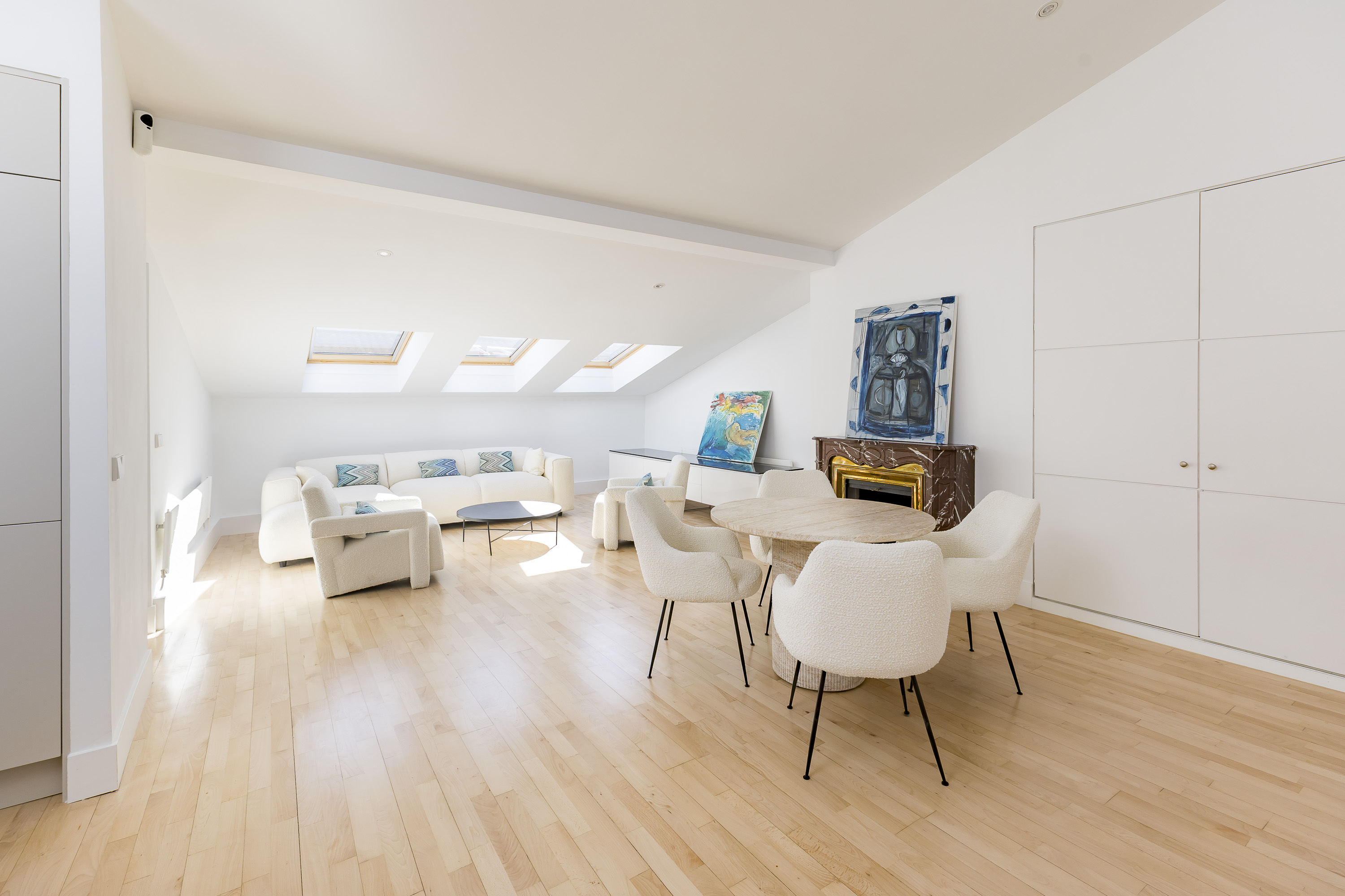 Exclusive designer penthouse in Justicia