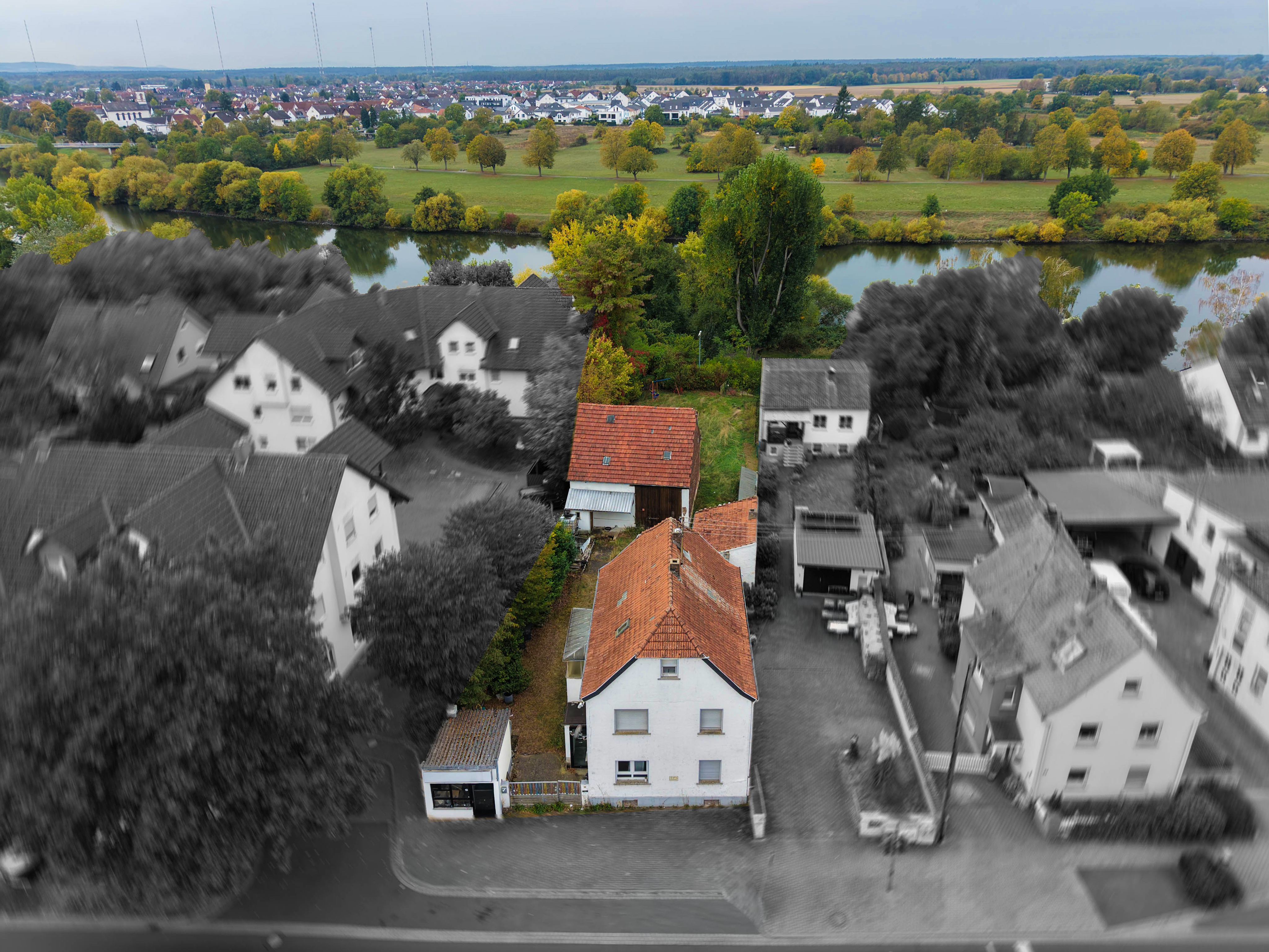 Grundstück mit Potential in direkter Mainlage !