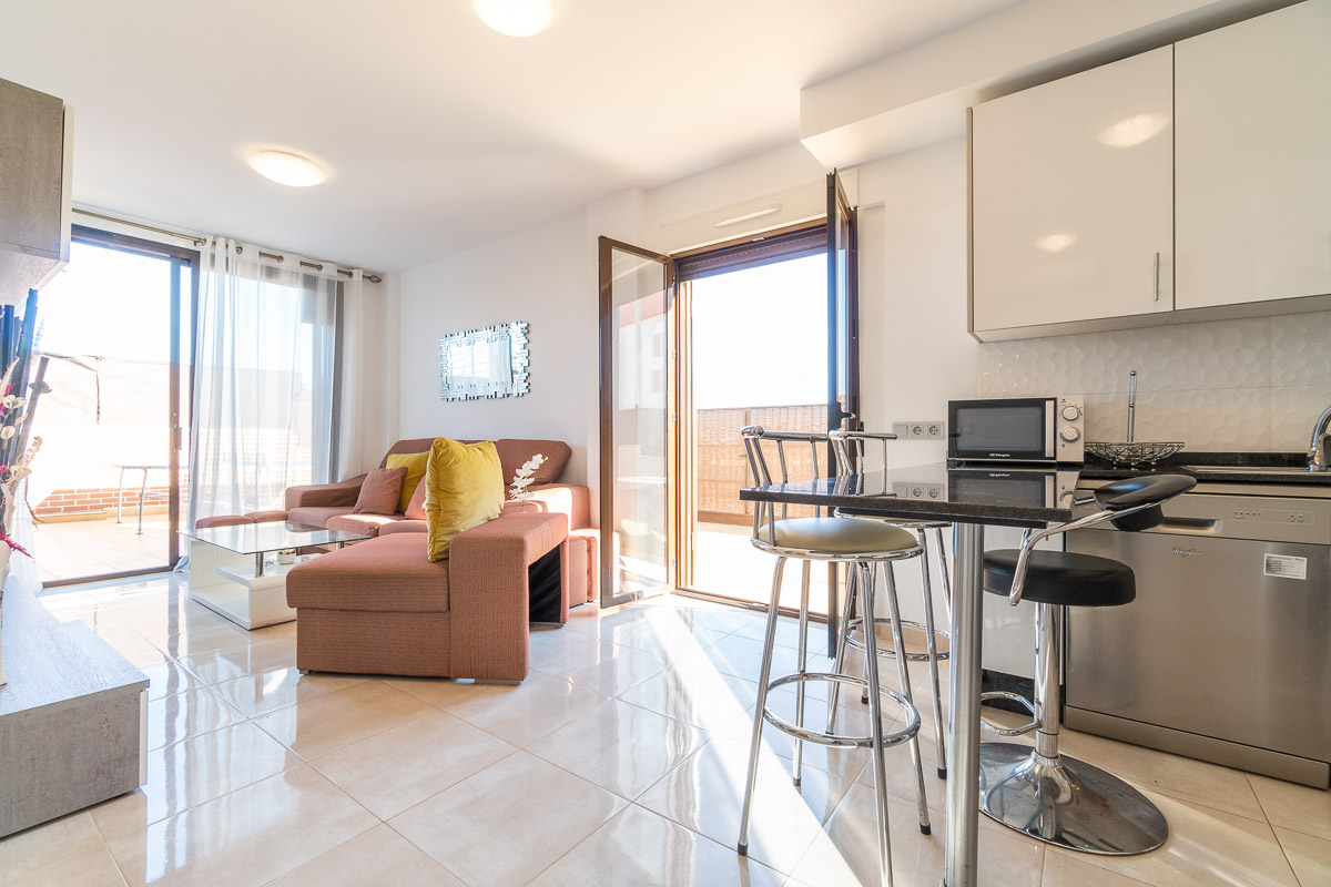 Apartment with garden in Lomas de Caboroig