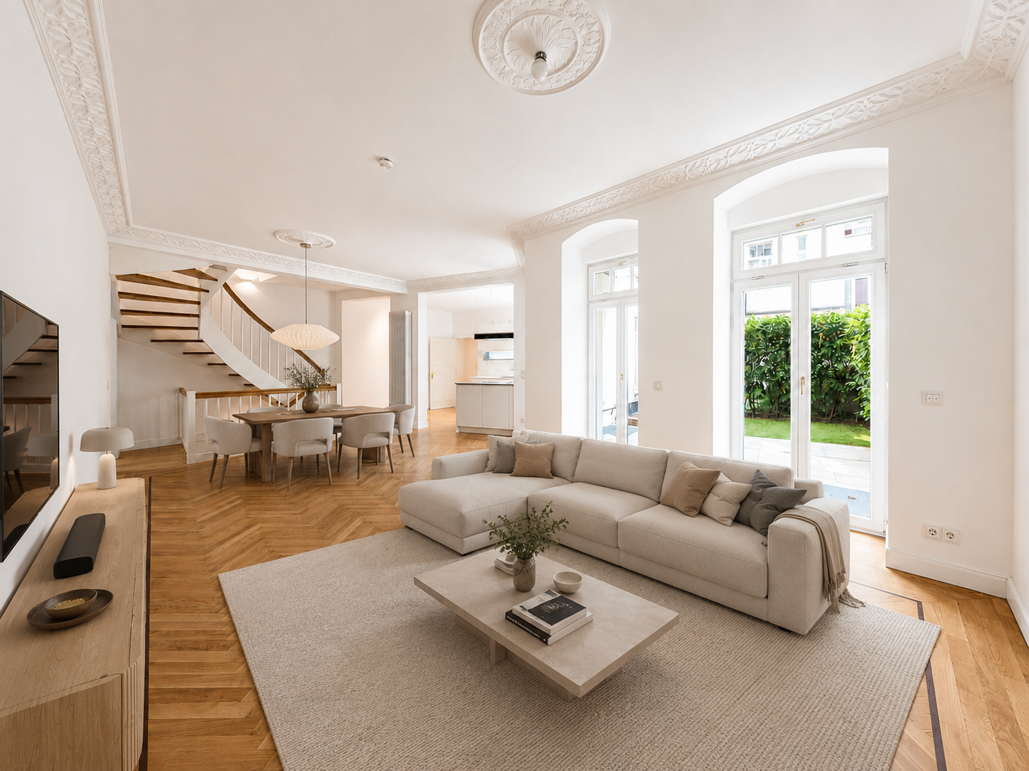 Haus im Haus nahe Ku’damm auf über 200 m² – außergewöhnliche Maisonette über drei Ebenen mit Terrassen & Balkon