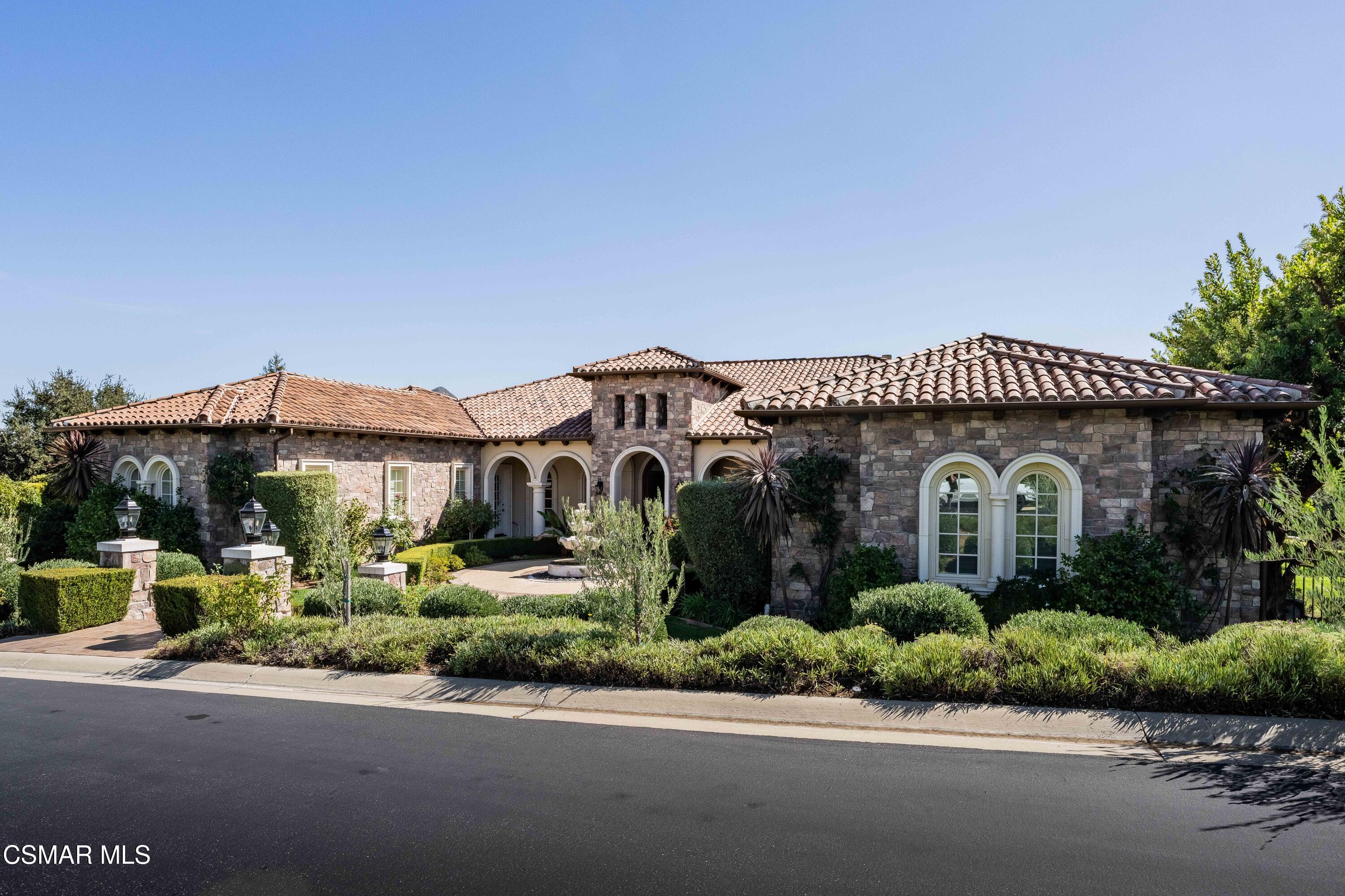 Private Putting Green, Pool, and Gated Serenity Included