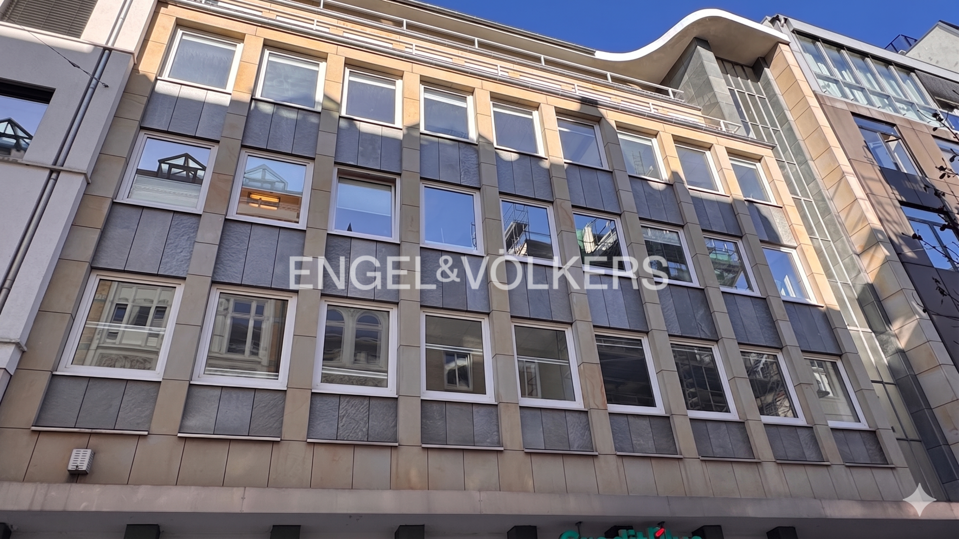Charmante Büroflächen im historischen Bankenviertel - 433 m² nahe dem Rathaus