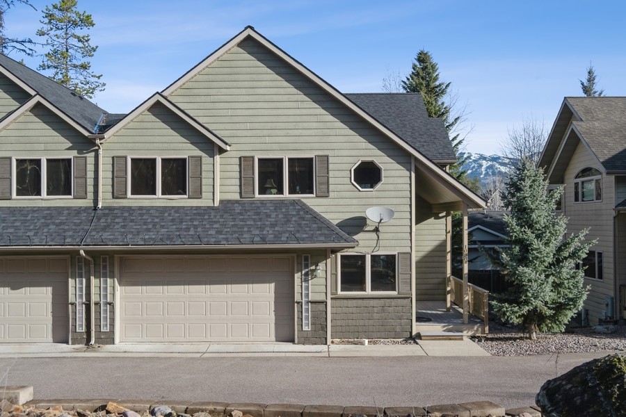 Upgraded Townhome Close to Downtown Whitefish