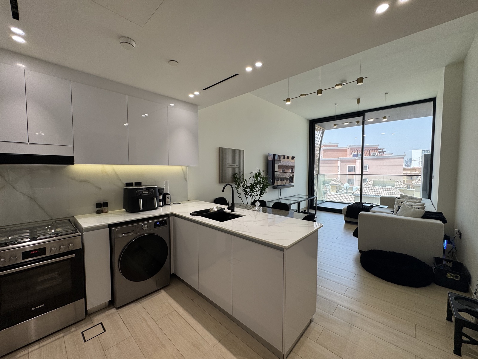 Next to Mall | Prime Location | Unfurnished
