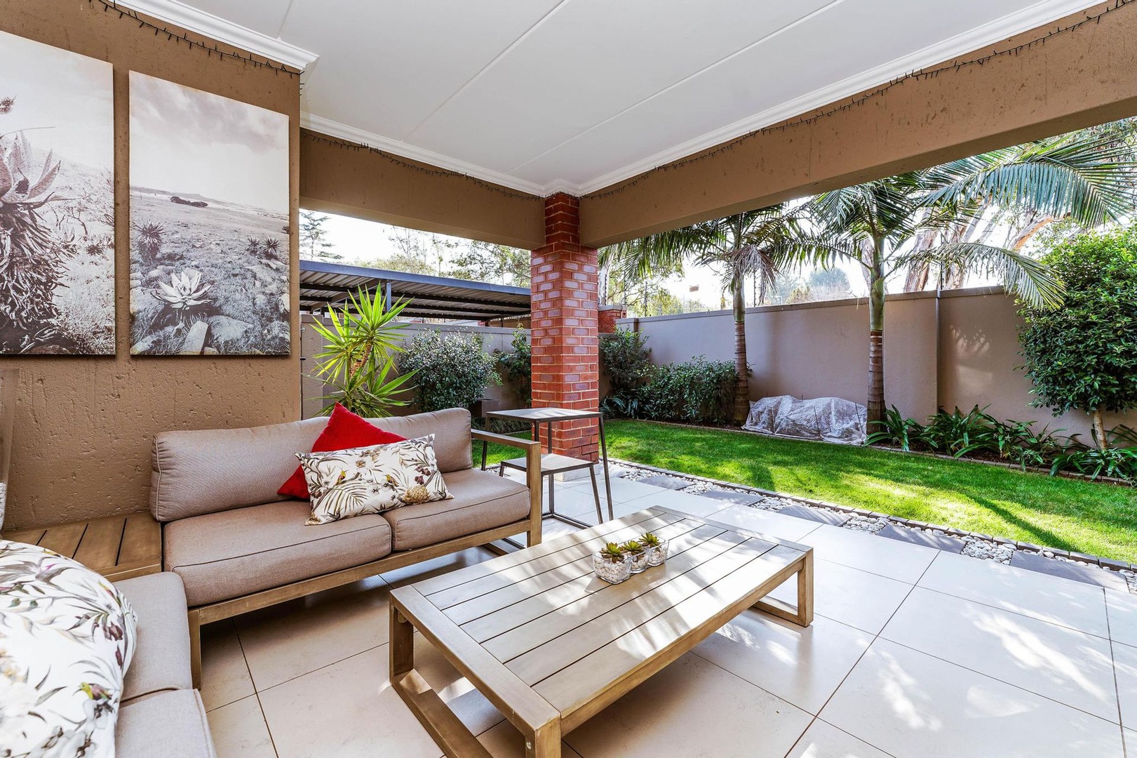 Immaculate 3 Bedroom Apartment For Sale