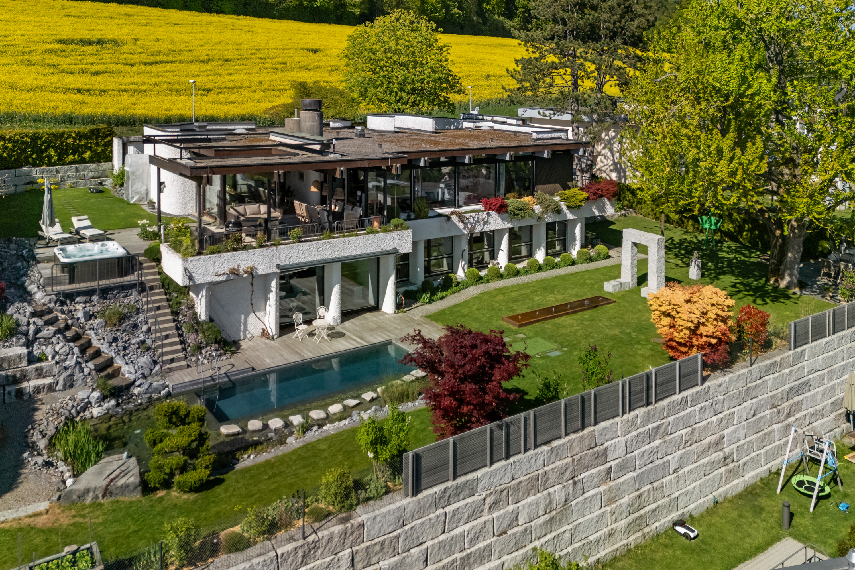 Dream estate with panoramic view