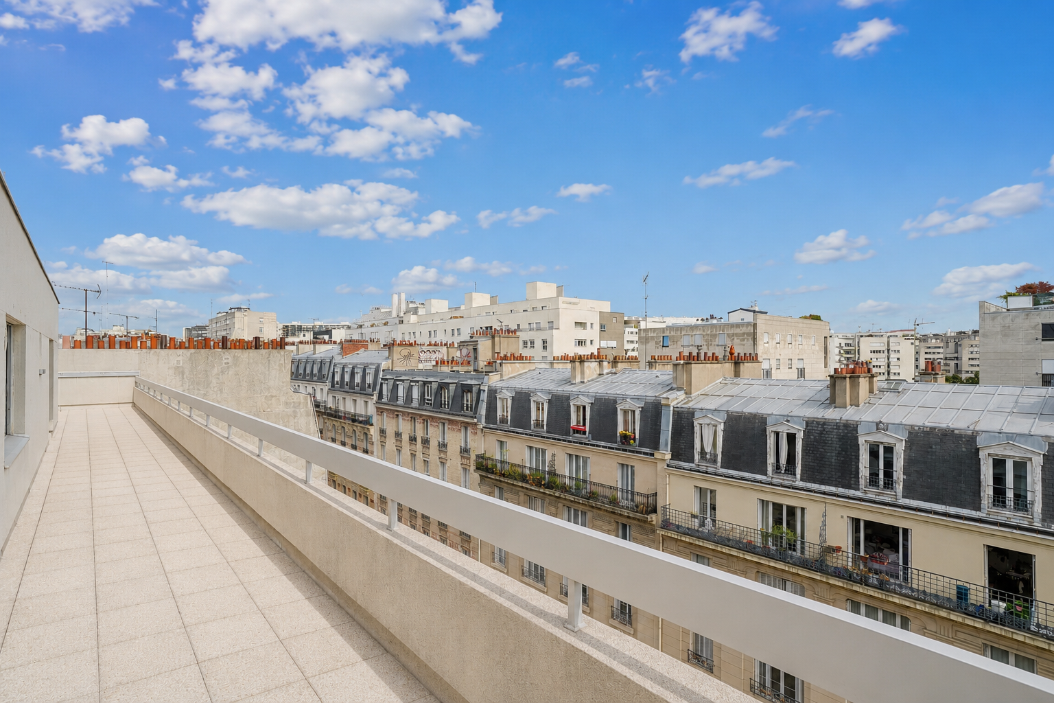 Paris 12th – Montgallet – 4-room apartment – 3 bedrooms – Top floor – 63 m² terrace [AI-modified]
