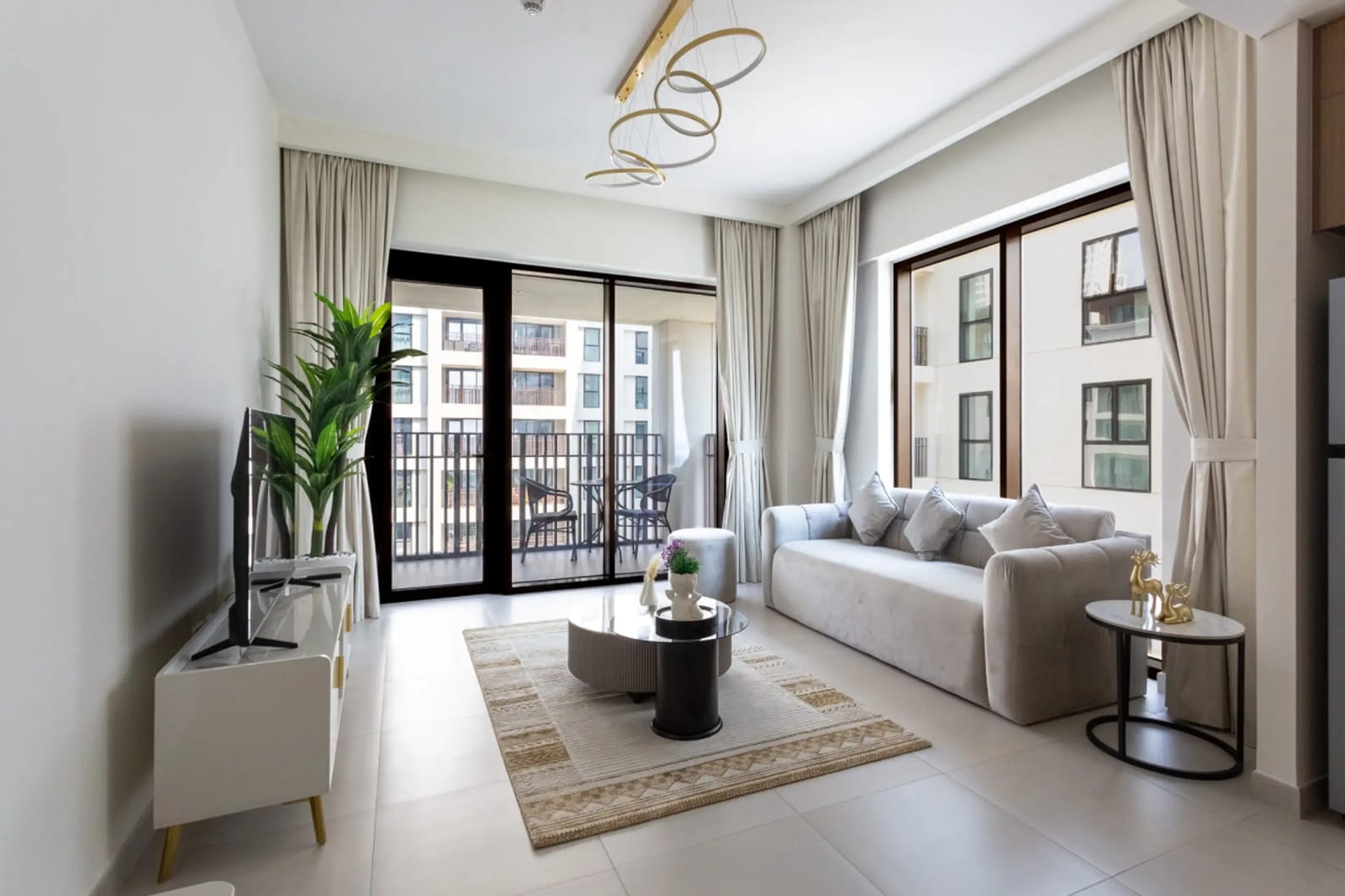Pool Facing | Fully Furnished | Ready to Move In