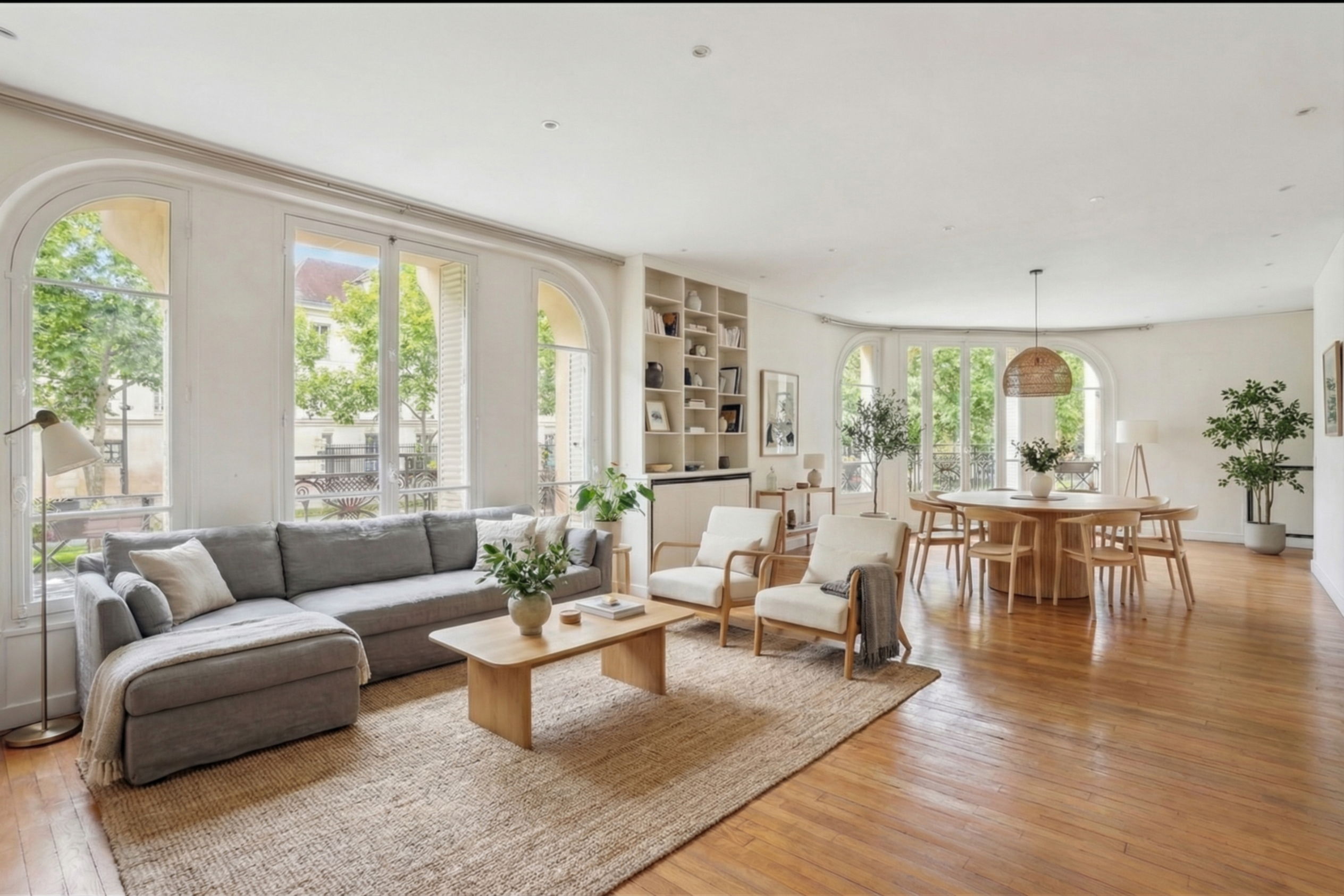 Ecole Militaire/La Motte Picquet - 7 room reception apartment - Bright and in excellent condition