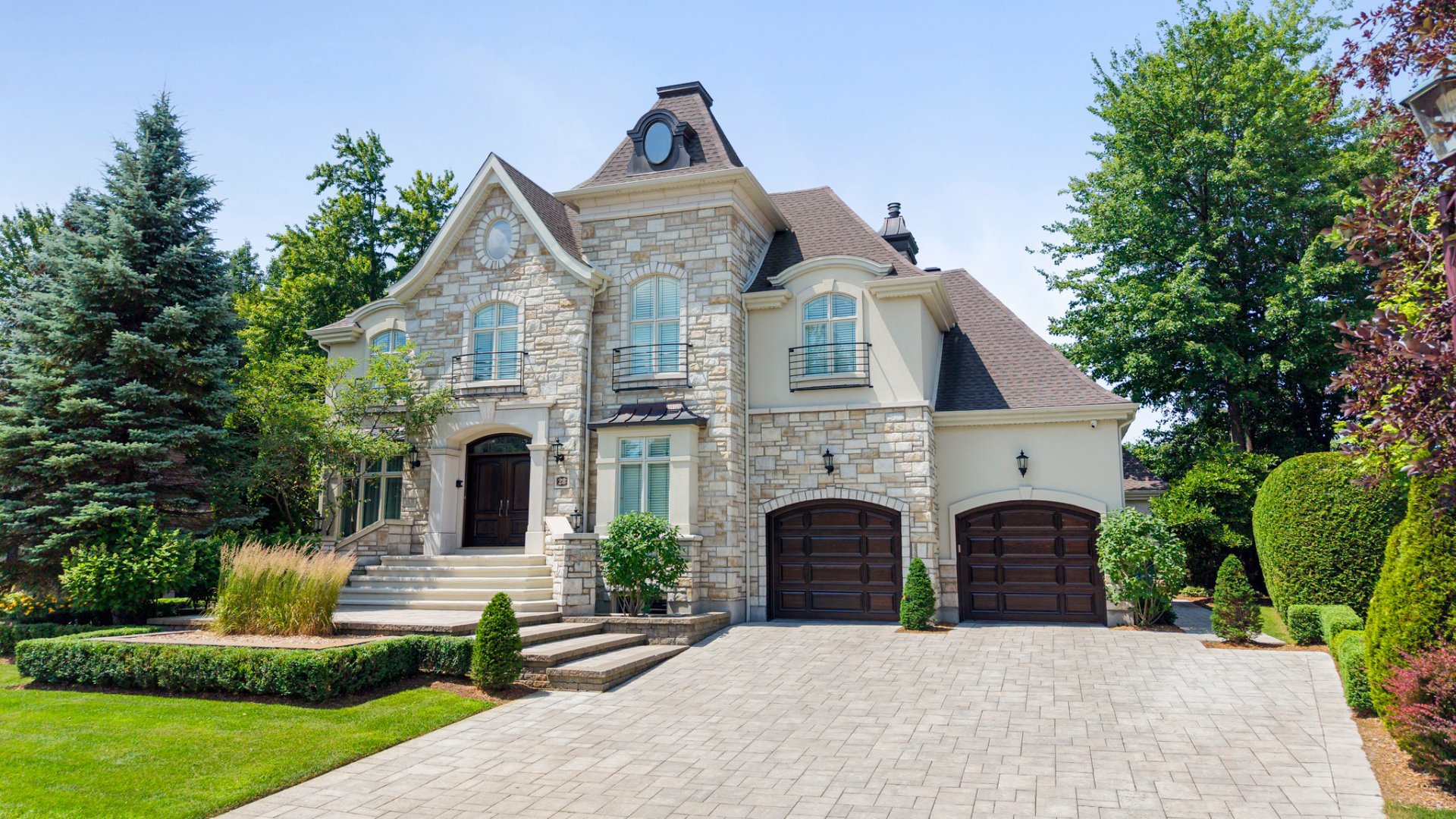 Exceptional residence makes a lasting impression