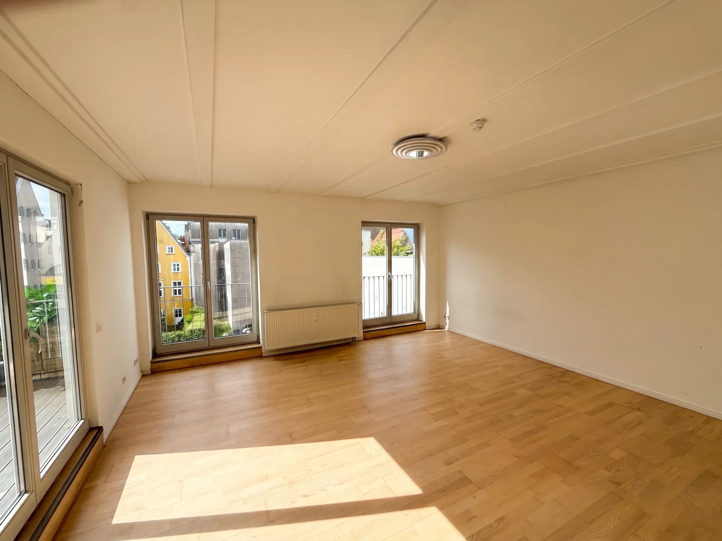 Ein Saal, der einen zur Ruhe bringt: der Spiegelsaal in der Stralsunder Altstadt - Foto 1