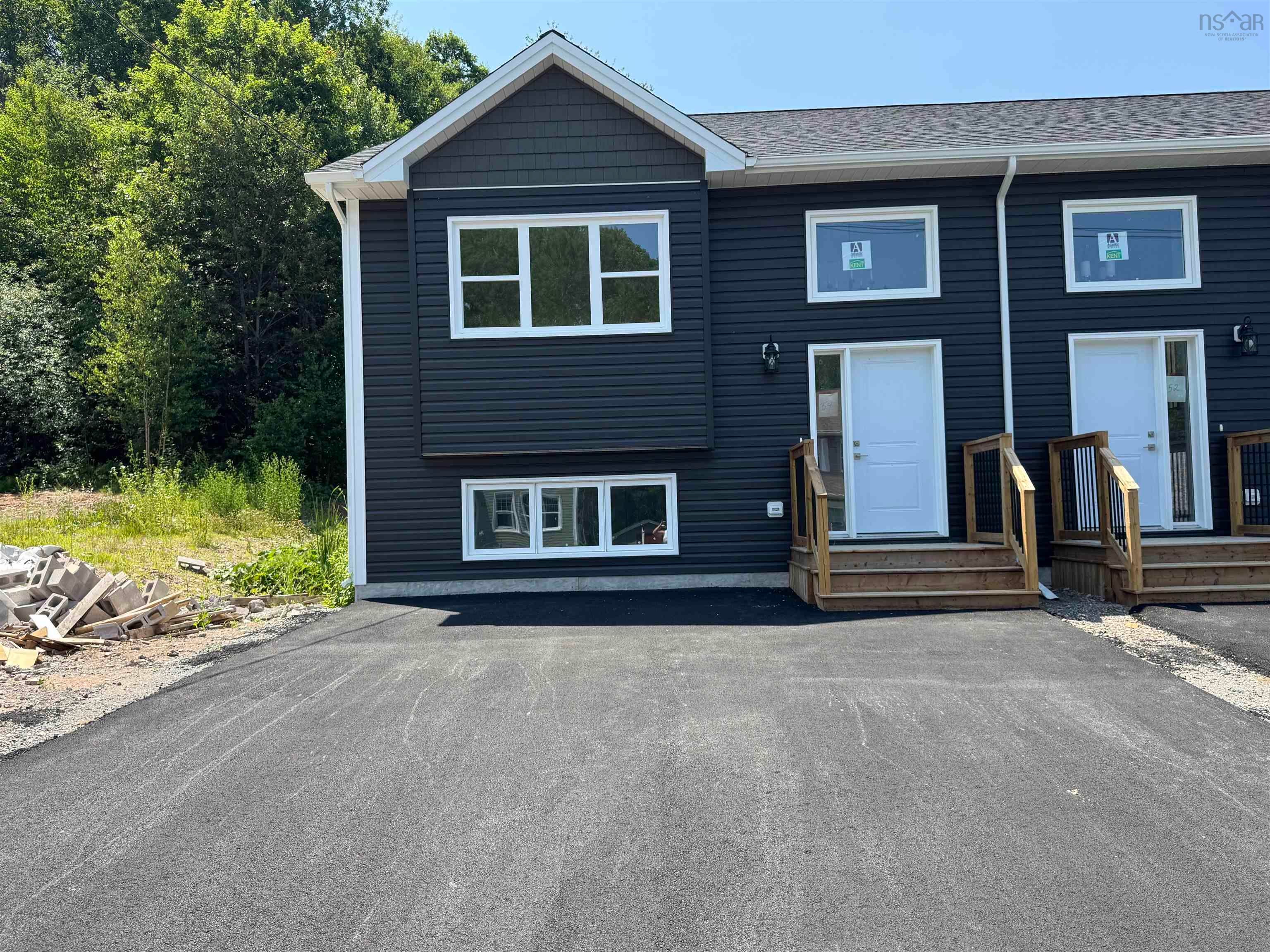 Well-designed 3 bedroom, 1.5 bath home!