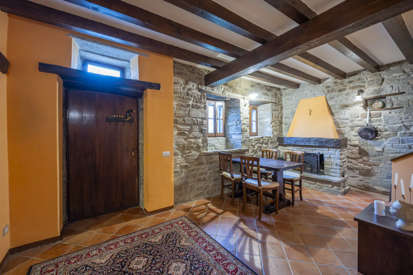 Dining room (main house)