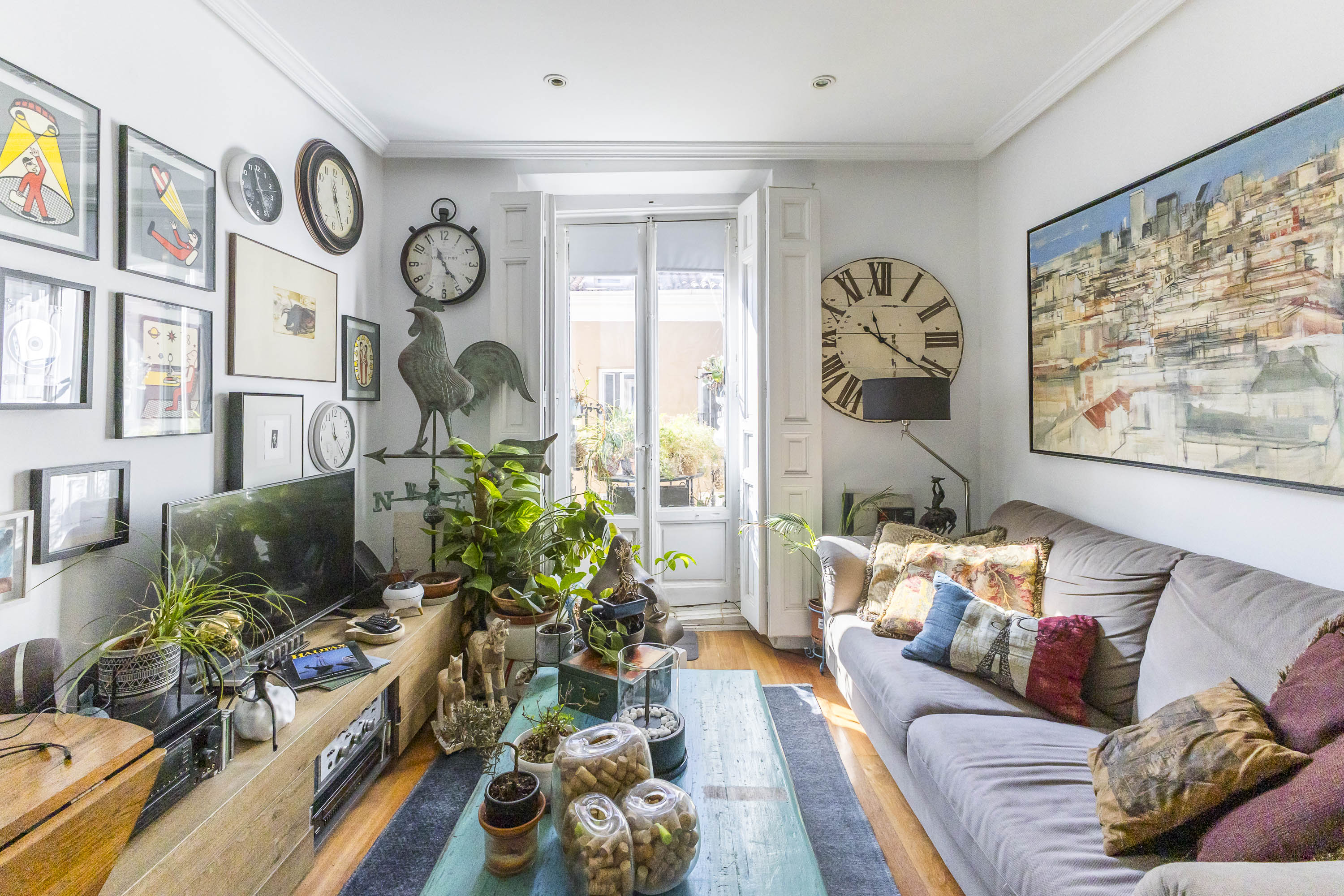 Apartment with great potential on Españoleto Street