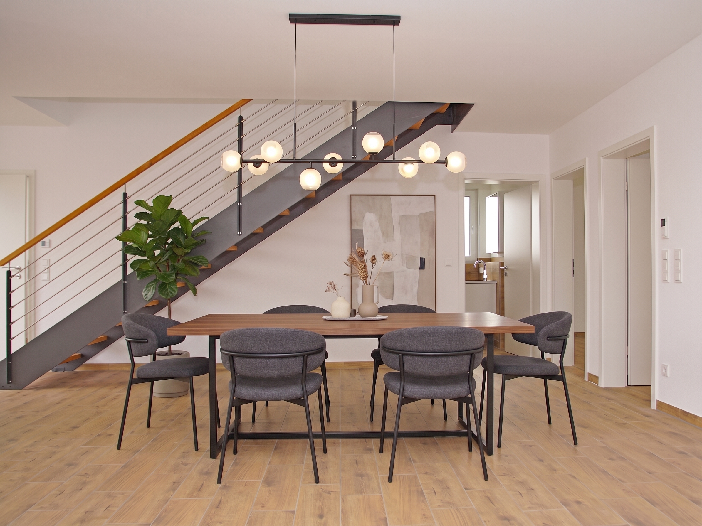 Zwei Wohneinheiten, ein Zuhause: Exklusiver Neubau in ruhiger Lage von Malsch